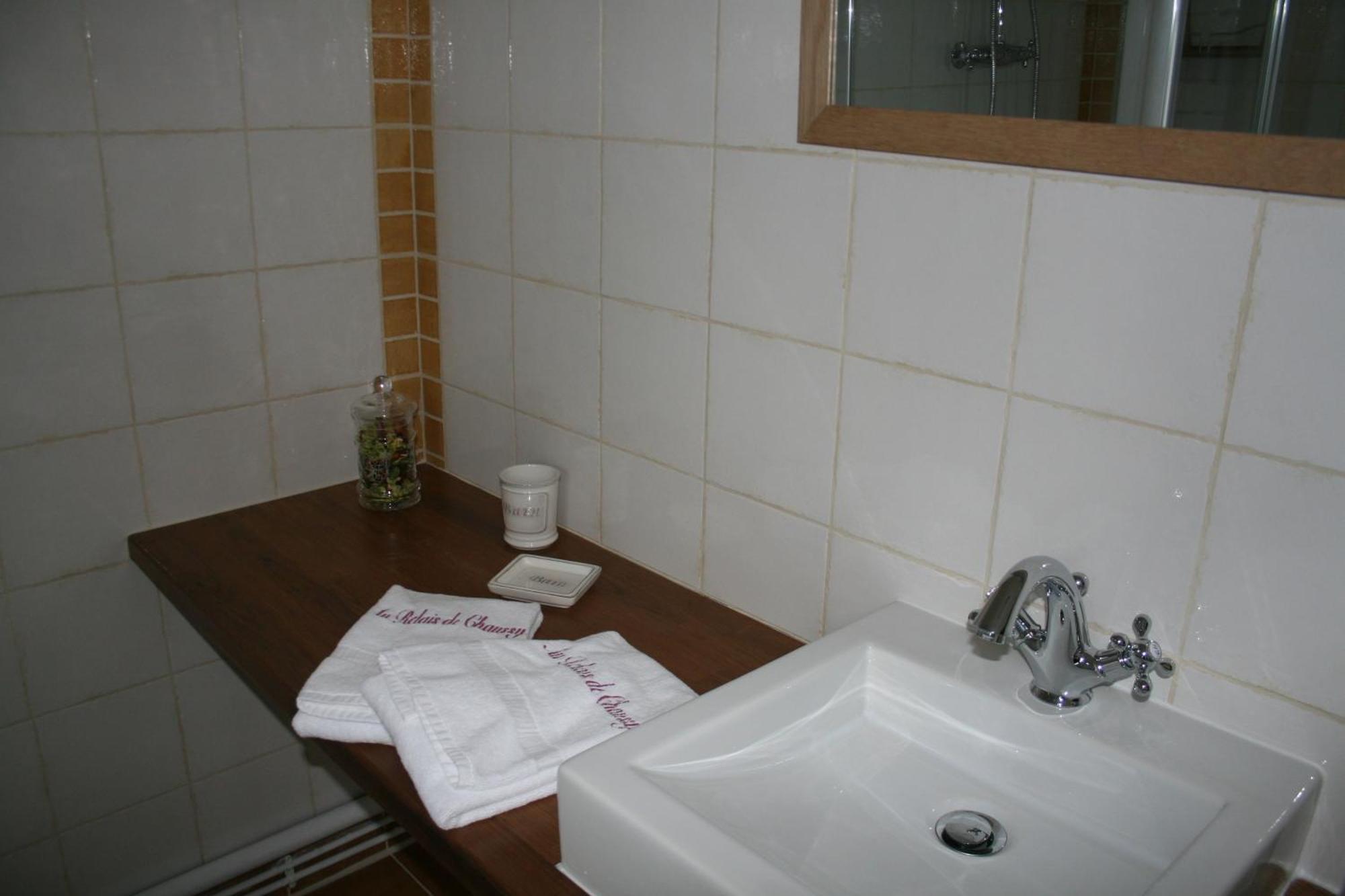 Au Relais De Chaussy Bed & Breakfast Phòng bức ảnh